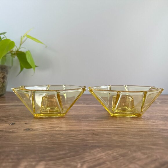 Fostoria 1930s Candle Holders, Yellow Deco Glass Pair - Picture 5 of 11
